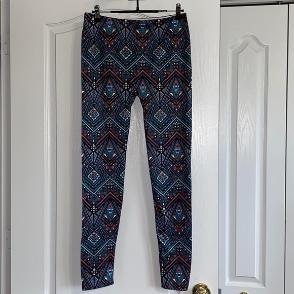 NEW Junior’s Seamless Ankle Leggings, Large - Picture 1 of 4